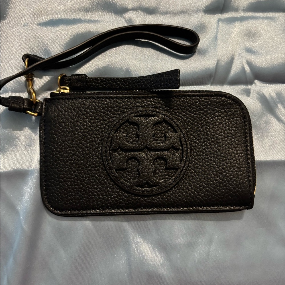 Tory Burch Miller Wristlet